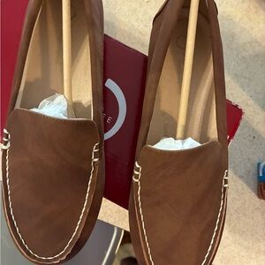 Journee women Oreta-WD driving loafer Tam size 7